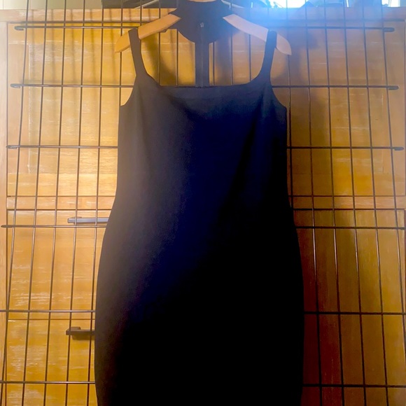 NWOT by the way. THE PERFECT Bodycon w/ Choker Neckline LBD - Picture 4 of 6